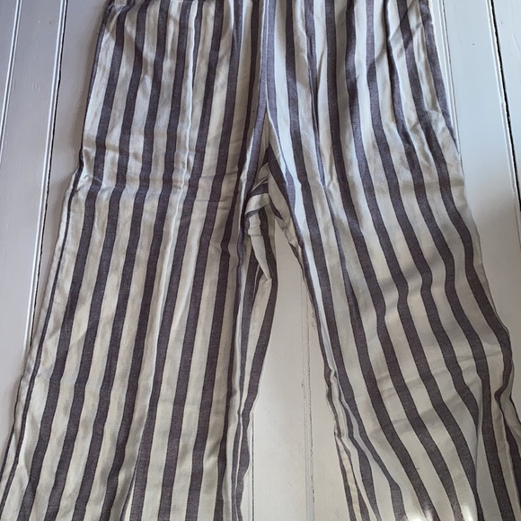 Maurices Jumpsuit Stripes Grey White Size M - Picture 6 of 8